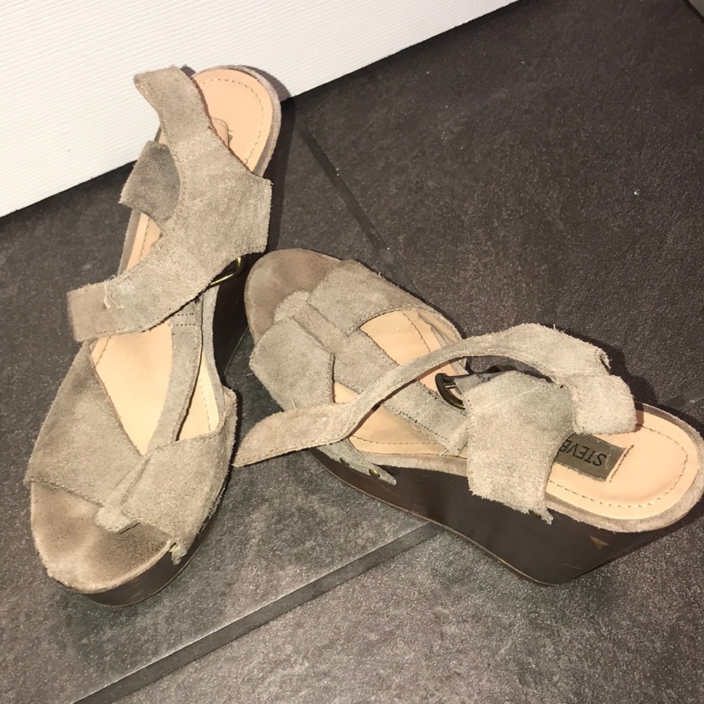 Steve Maddie platform wedge heels